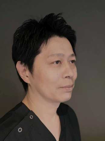 院長・歯学博士　伊藤　進太郎